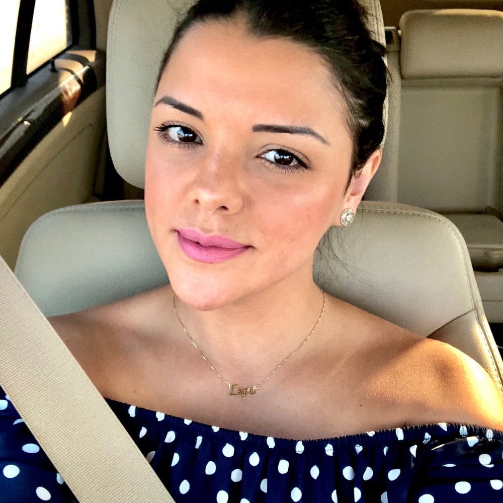 Meet your Posher, Ligia